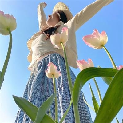 三条黑暗的街道
